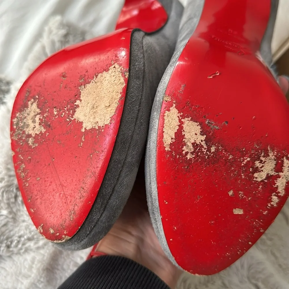 Bootylili Velours Christian Louboutin booties - Picture 7 of 16